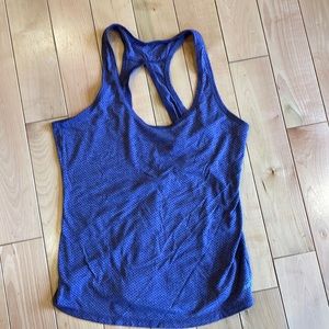 Athletic tank top